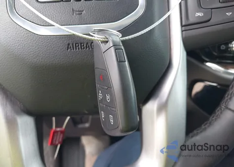 2024 GMC Sierra 1500 2Wd Short Box Elevation from USA, damaged, VIN 3GTPHCEK7RG346767